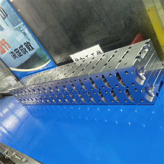 Plastic mold