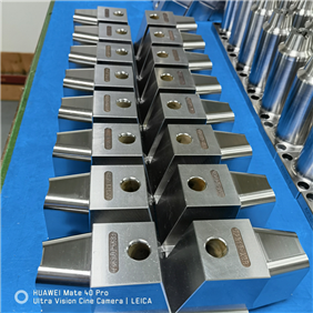 Plastic mold
